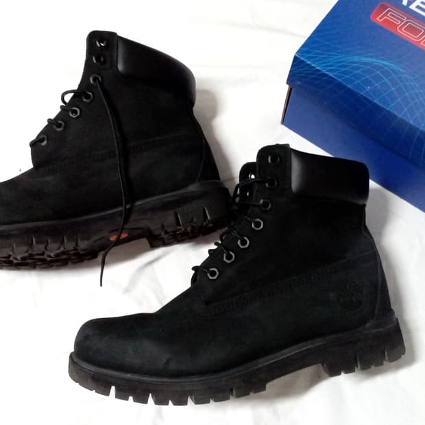 팀 버랜드 6홀 블랙 누벅 스웨이드