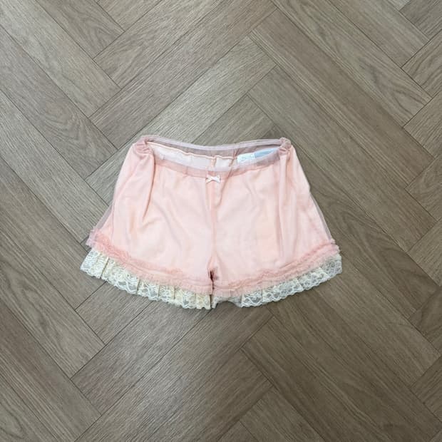 베이비 핑크 러플 숏 팬츠