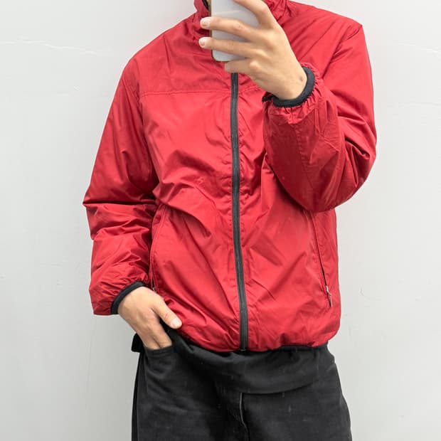 유니클로 리버시블 경량점퍼