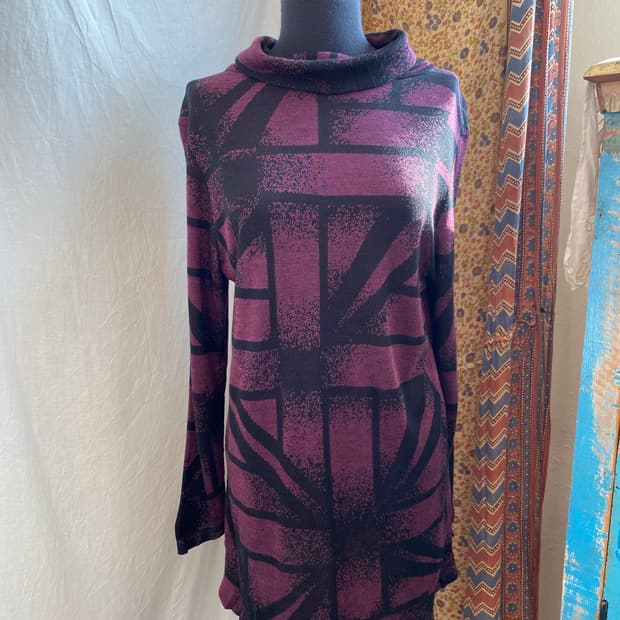 빈티지 패턴 하이넥탑(L)