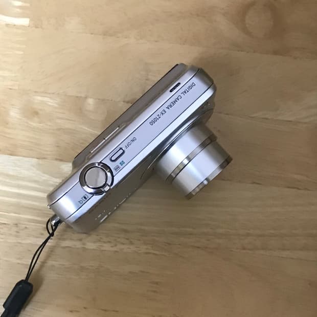 카시오 엑슬림 z1050 고장