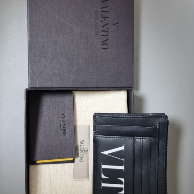 발렌티노 카드지갑 풀구성 급처