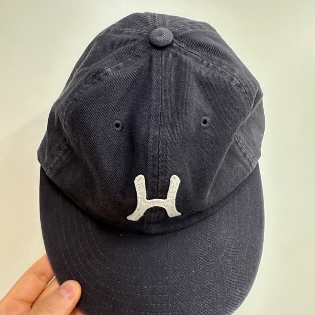 헬로썬라이즈 빈티지 모자 팝니다.