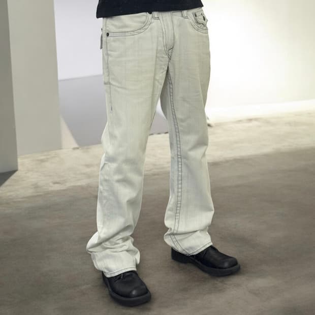 트루릴리전 플레어 화이트 데님팬츠