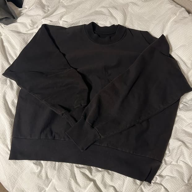 이지 샘플 맨투맨 판매!