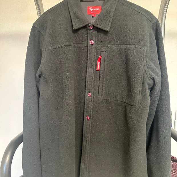 정품 Supreme polartec fleece shirt  판매합니다