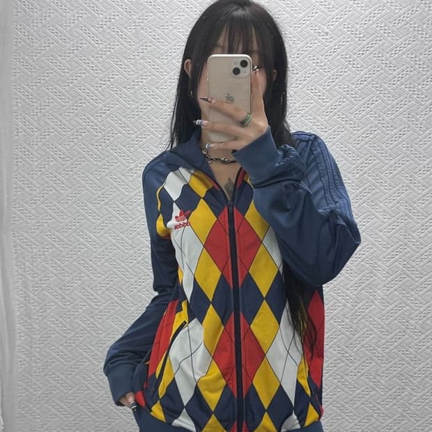 아디다스 희귀 키치 다이아몬드 아가일 져지 집업 105 C07864