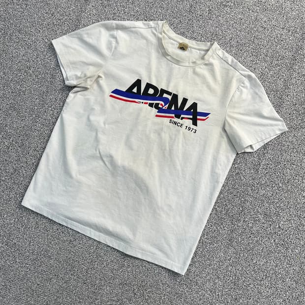 XL 아레나 빅로고 반팔 티셔츠 0327M