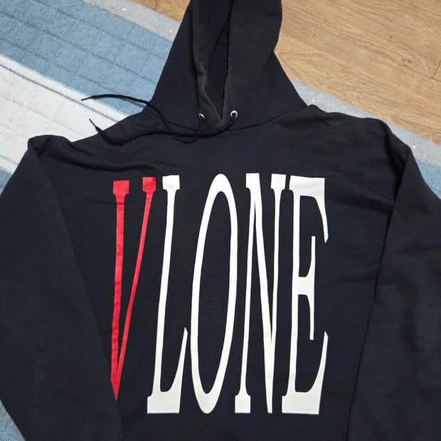 Vlone 초판 후드