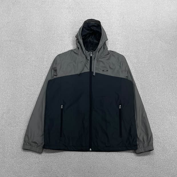 오클리 Oakley 블록드 바람막이 자켓