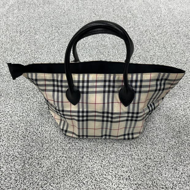 버버리 노바체크 블루라벨 토트백