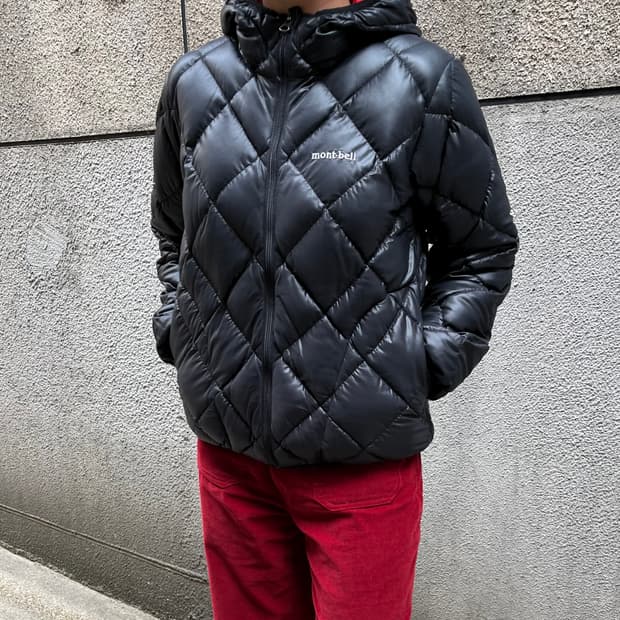 몽벨(mont-bell) 리버시블 다운 경량패딩 키즈 150
