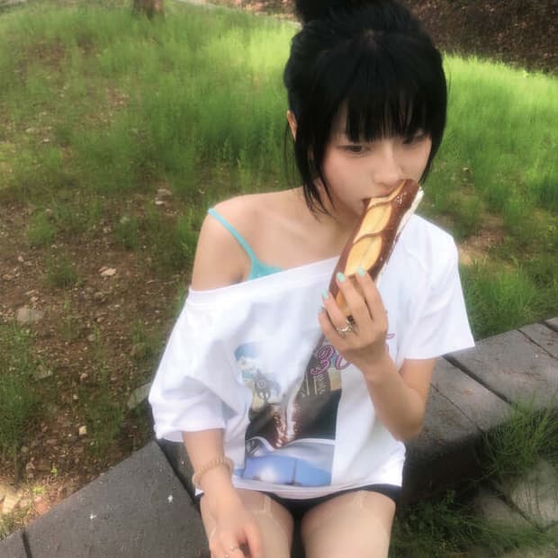리브인모스 3025 언발원숄더티 포어링베이비메탈클럽엔젤넘버555코이세이오