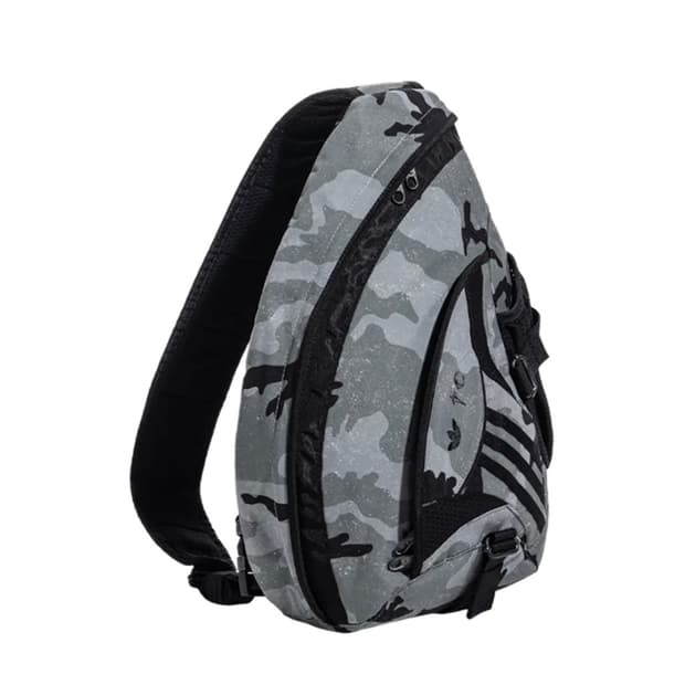 아디다스 떠그백 삽니다!