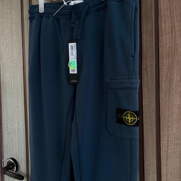 새상품(L)스톤아일랜드 와펜 패치 카고 트레이닝 팬츠 네이비블루