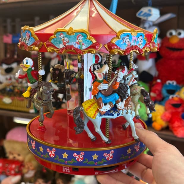 디즈니 빈티지 회전목마