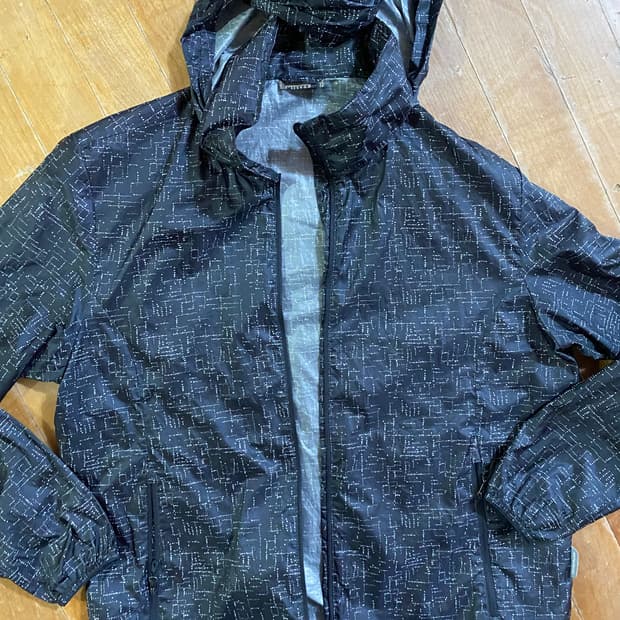 밀레 바람막이 자켓 블랙 패턴 (105)