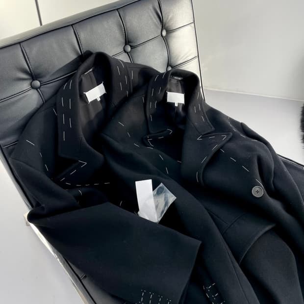 마르지엘라 무지라벨 가봉스티치 오버코트 