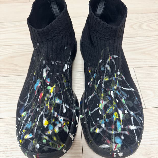 마르지엘라 페인팅 삭스슈즈 300사이즈 팝니다