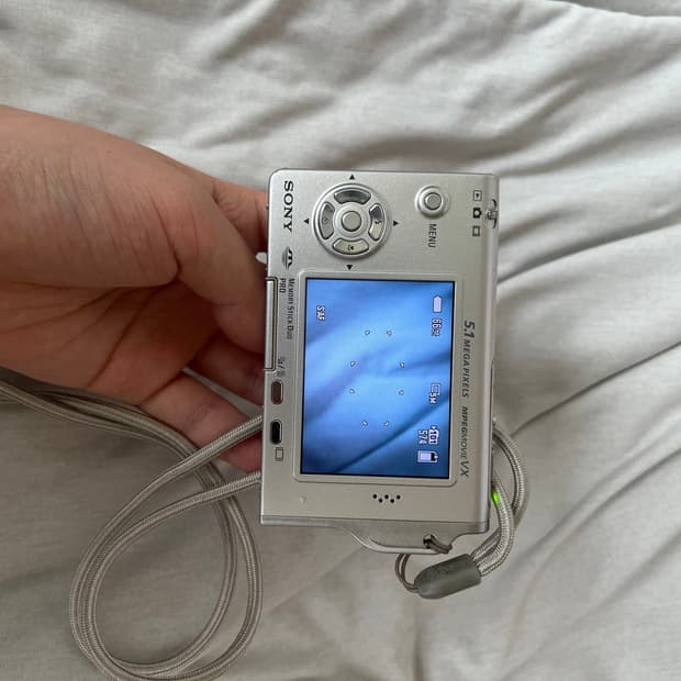 소니 dsc-t7