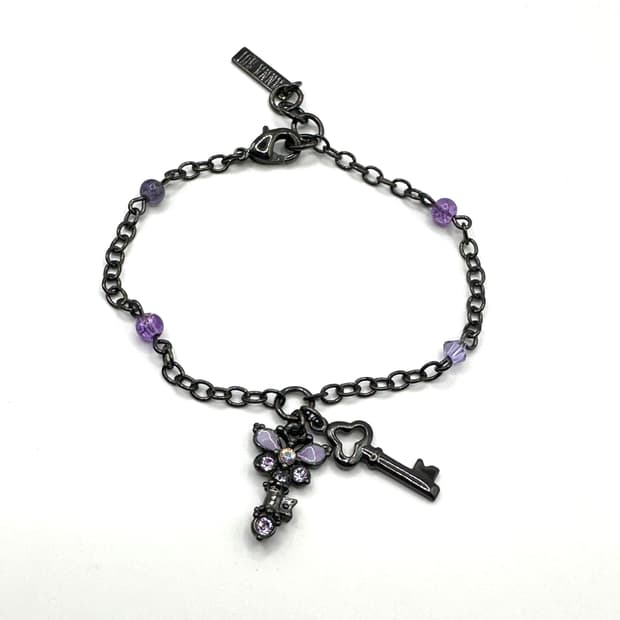 Annasui black key bracelet