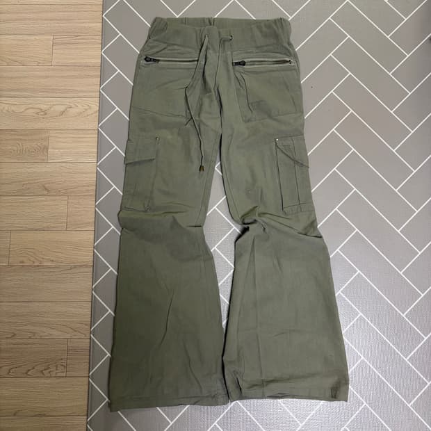 부츠컷 플레어 카고 팬츠 