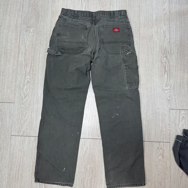 디키즈 빈티지 카펜터 32x32 올리브그린 색상