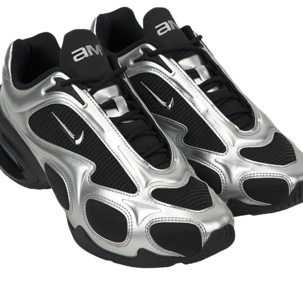 나이키 에어맥스 뮤즈 블랙 앤 메탈릭 실버