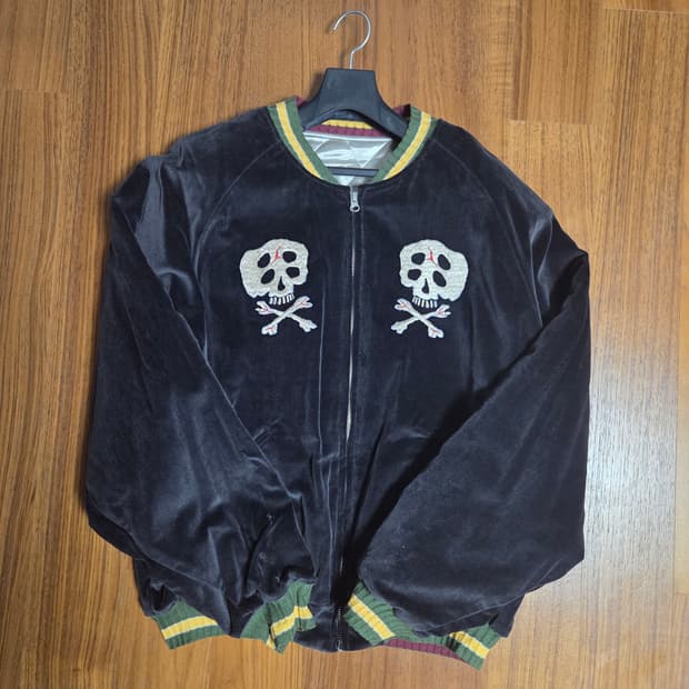 캐피탈 스컬 스카잔 점퍼