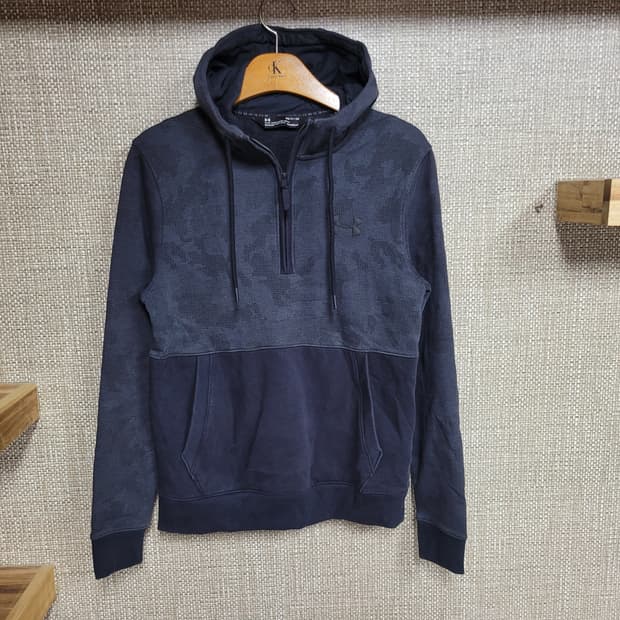 S 95사이즈 언더아머 후드티