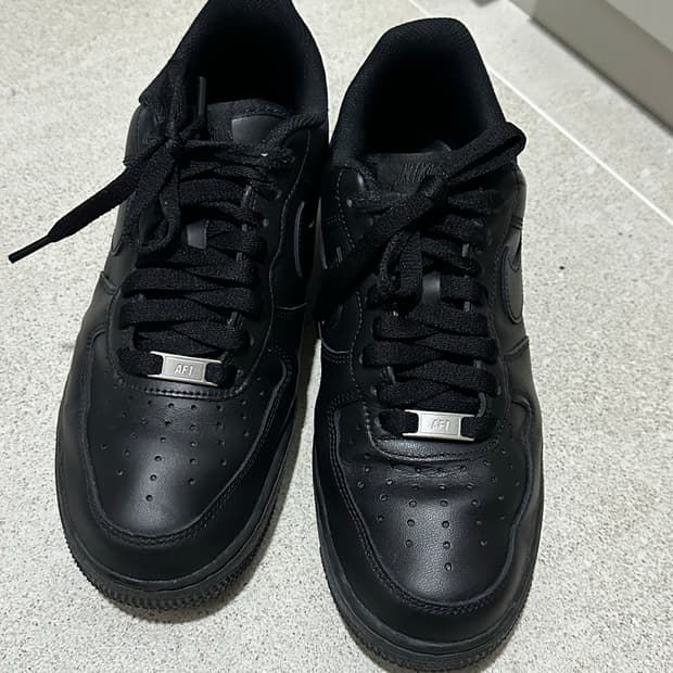 나이키 에어포스 올블랙