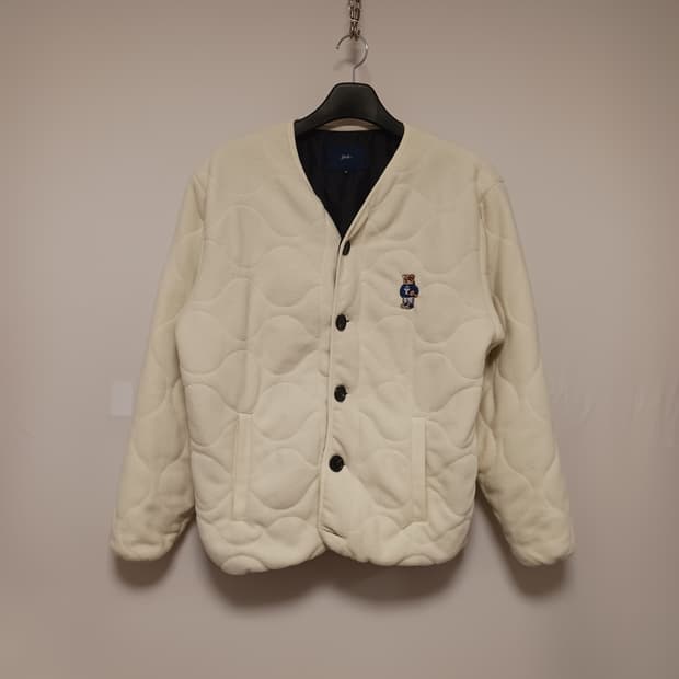 예일 엠브로이더리 댄 카라리스 퀄팅플리스