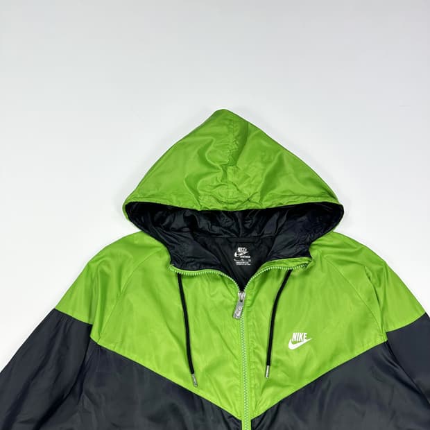 나이키 퓨추라 윈드러너 바람막이 자켓 (XL)