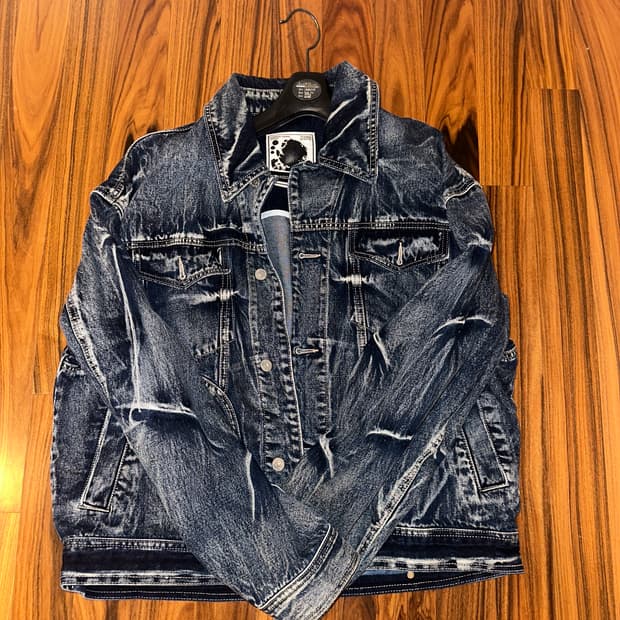 maison mined denim trucker