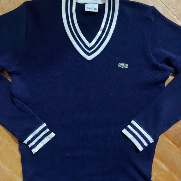 라코스테 브이넥 니트 네이비 100