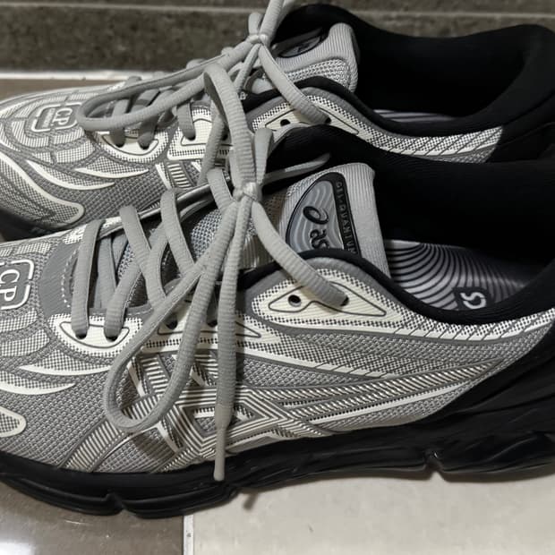 아식스 C.P. 컴퍼니 젤 퀀텀 360 8 시멘트 그레이 260