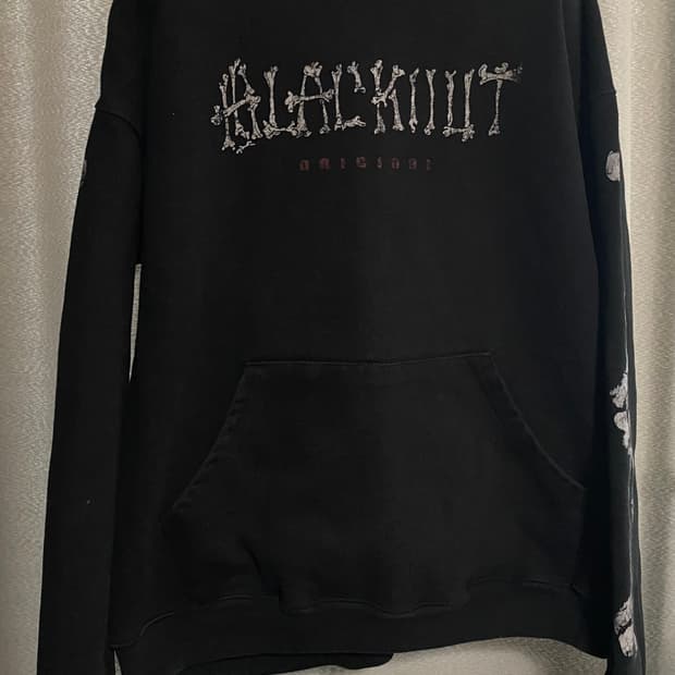블랙아웃 후드티 L