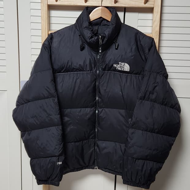 노스페이스 700 눕시 블랙 패딩 자켓