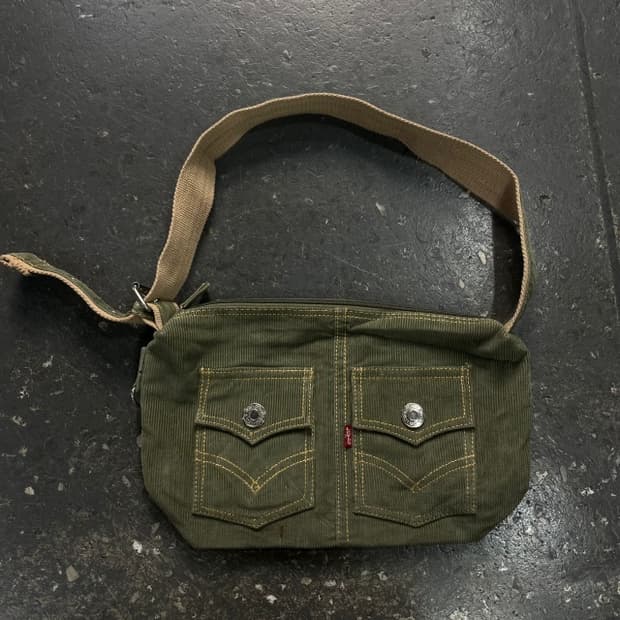 리바이스 코듀로이 크로스백 