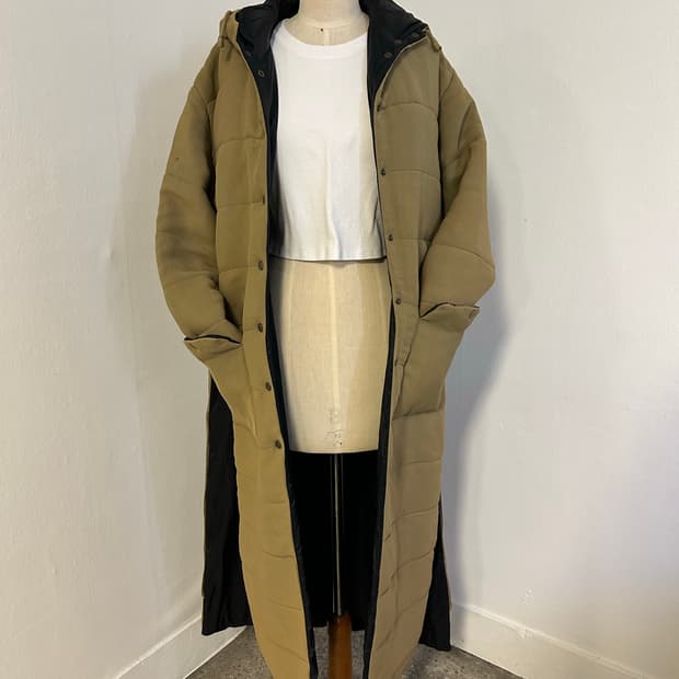 엠포리오 아르마니 이탈리아 메이드 롱 패딩