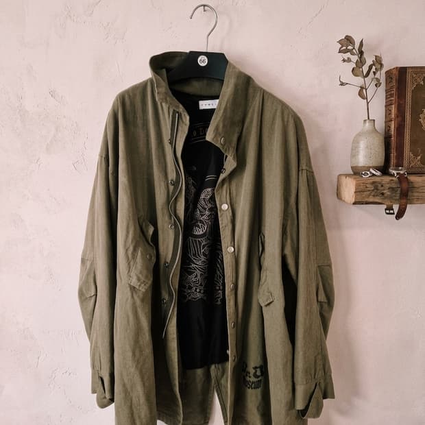 IMVELY (임블리)유니크한 자수 오버핏 야상 자켓