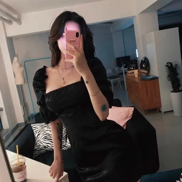 페일제이드 새틴 원피스