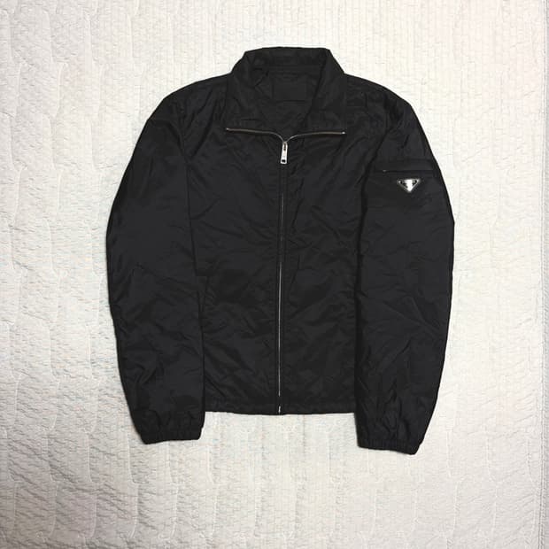 프라다 바람막이