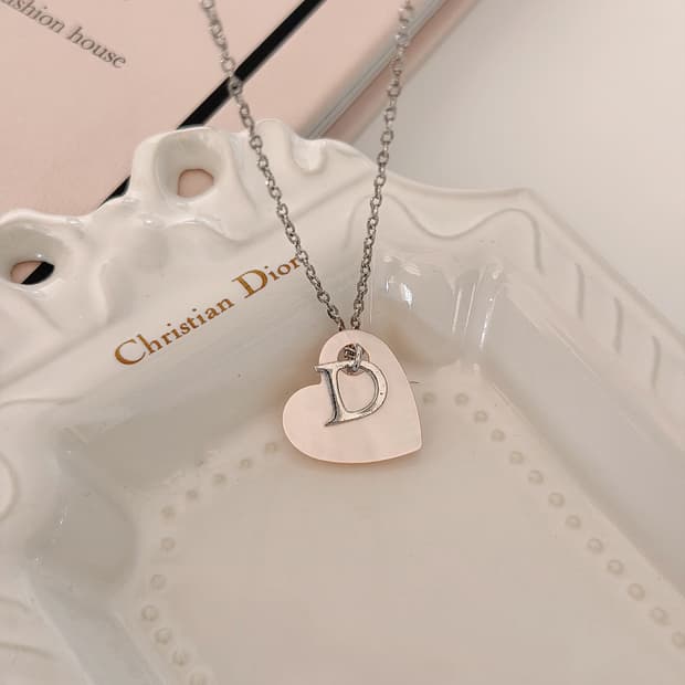 빈티지 디올 핑크 하트 자개 목걸이 [희귀]