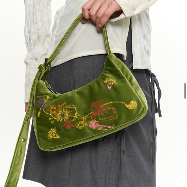 Kimzisu 킴지수 벨벳 미니 백