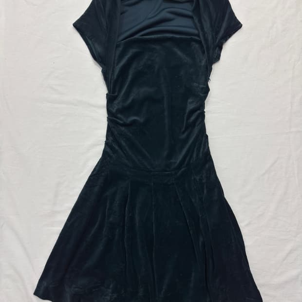 sofia ctu velvet design mini dress