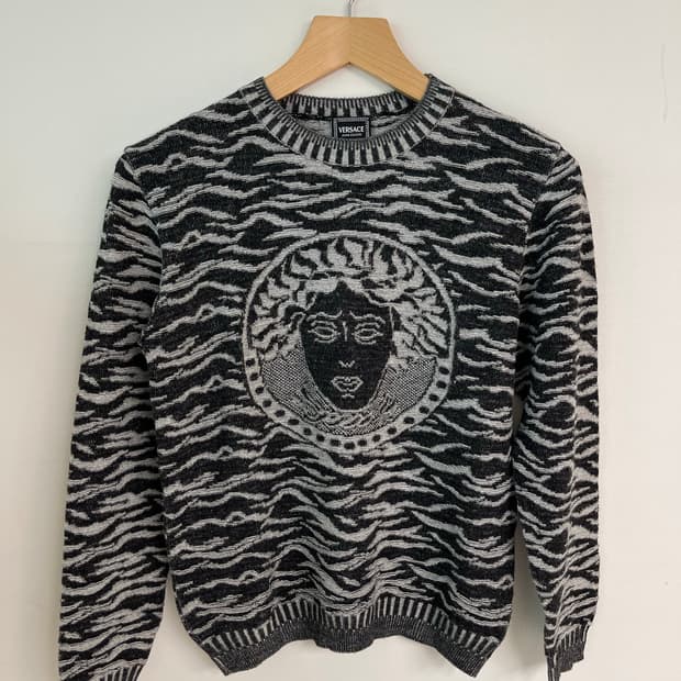 베르사체 남성 메두사 로고 코튼 니트