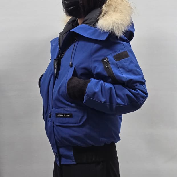 캐나다구스 칠리왁 PBI 봄버 숏패딩 블루 44-55