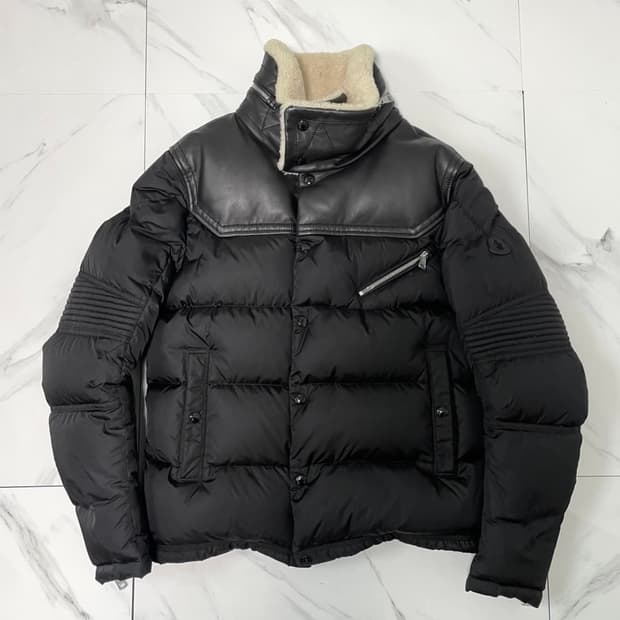 24FW 몽클레어 레오 시어링 래더 패딩