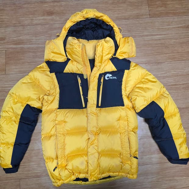 네파 여성 패딩